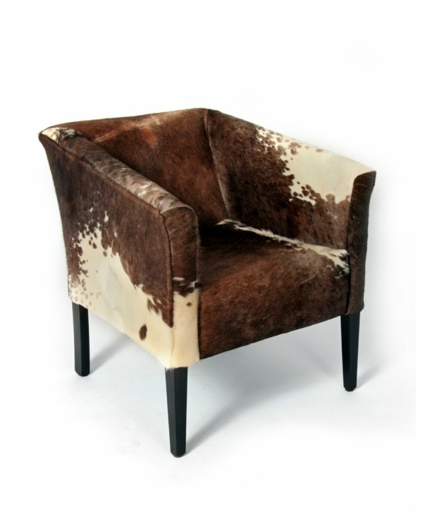 Kuhfellhocker and armchair - Cowhide as extravagant padding