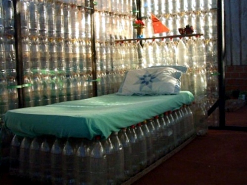 Tinkering with glass bottles - 15 creative DIY ideas to make you fun