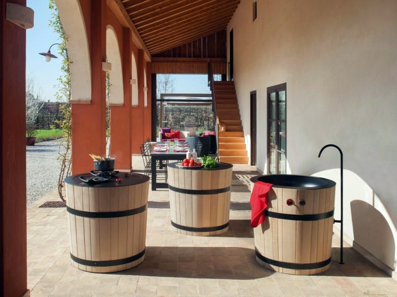 Italian kitchen furniture of Minacciolo - Tinozza is the new compact kitchen