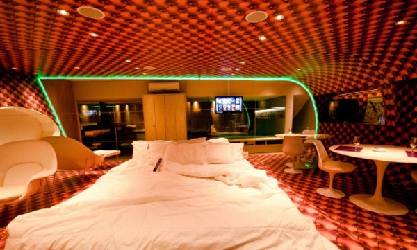 26 Futuristic Bedroom Designs