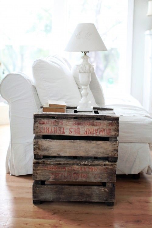 Furniture from wood pallets - 46 unique tips for you