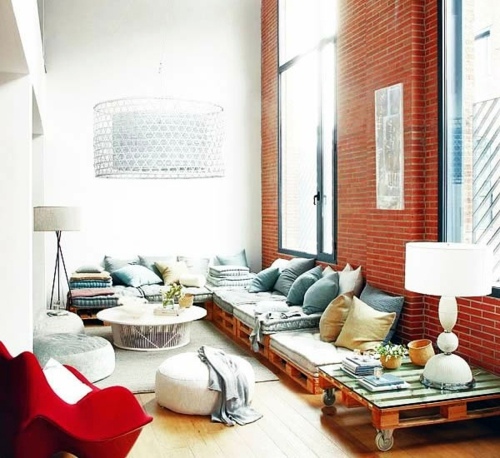 Furniture from wood pallets - 46 unique tips for you