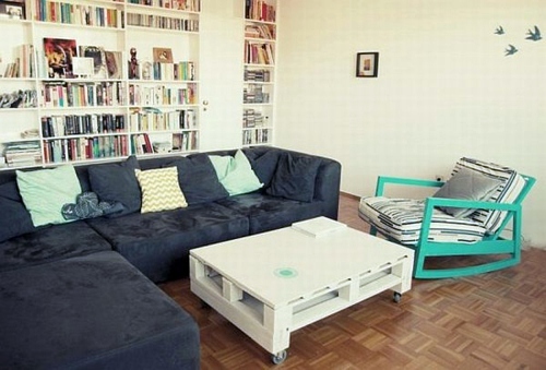 Furniture from wood pallets - 46 unique tips for you