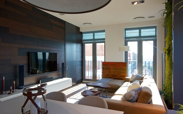 Modern interior design ideas - Exceptional family home, embellished with properly illuminated vertical garden