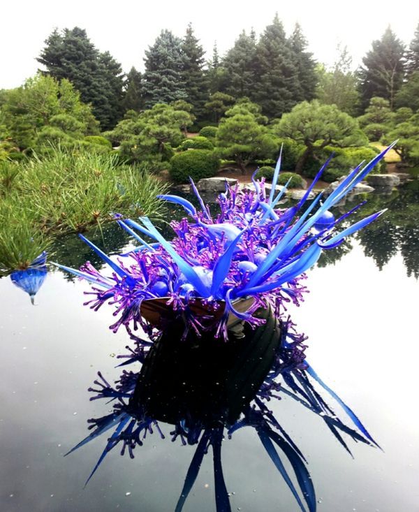 Botanical Gardens - the beautiful art of Chihuly Botanical Gardens - the beautiful art of Chihuly