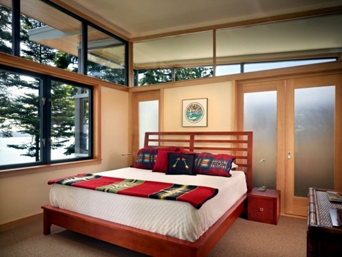 Innovative sustainable home in Washington, where nature and industry meet Innovative sustainable home in Washington, where nature and industry meet