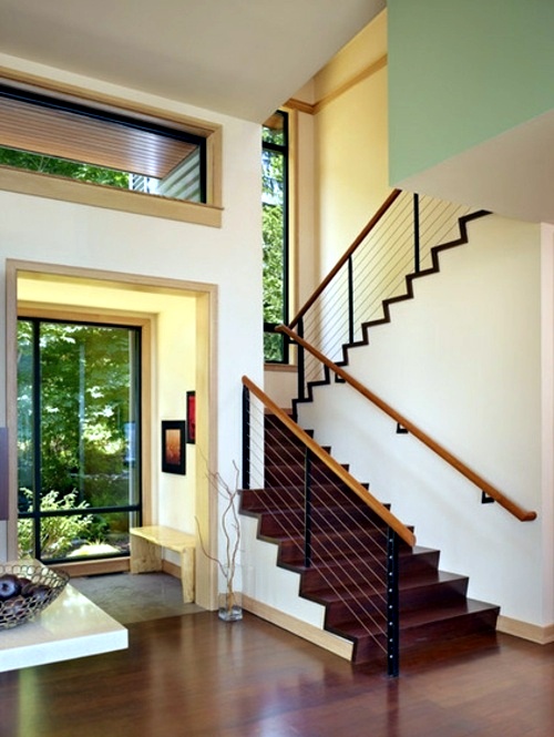Innovative sustainable home in Washington, where nature and industry meet