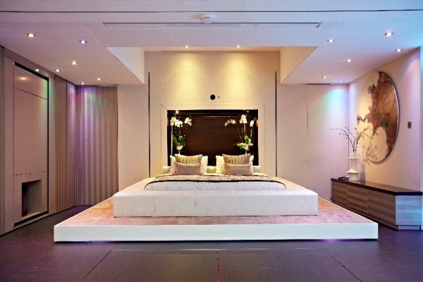 The pull-out bed - stay smart and space saving The pull-out bed - stay smart and space saving