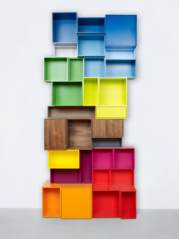 Cubit - The modular shelving system with the clever plug-in system