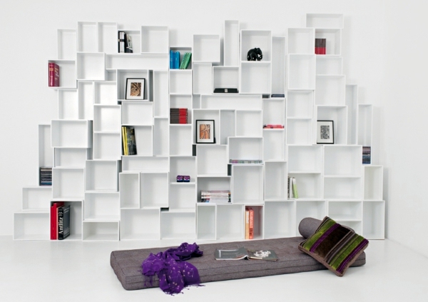 Cubit - The modular shelving system with the clever plug-in system