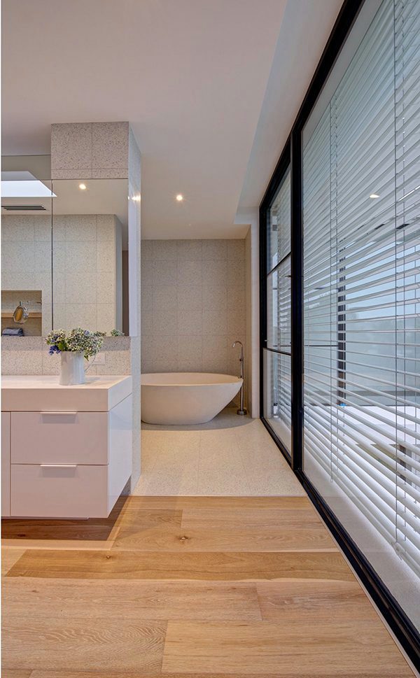 Modern and warm interior Villa Modern and warm interior Villa