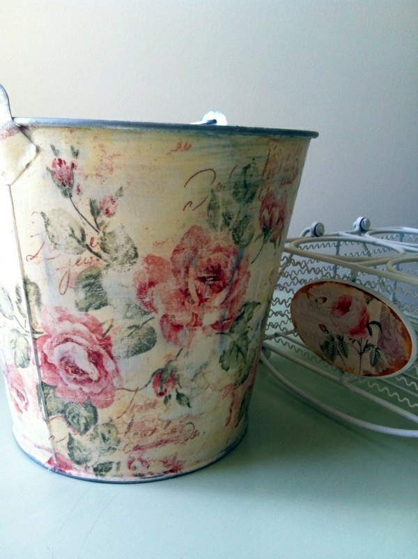 DIY - Do it yourself - Serviettentechik guide - creative craft ideas for your free time