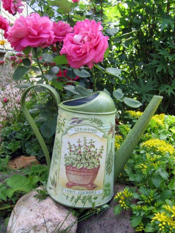 Serviettentechik guide - creative craft ideas for your free time