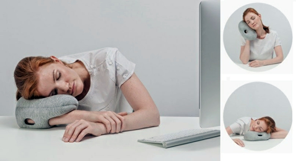 Möbel - Ostrich Pillow Travel Pillow for napping on the go or in the office