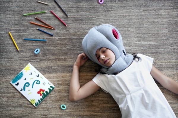 ostrich travel pillow