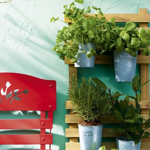 24 cool vintage flower pots in the garden | Interior Design Ideas