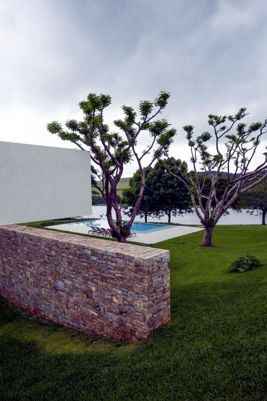 Contemporary Residence Itatiba