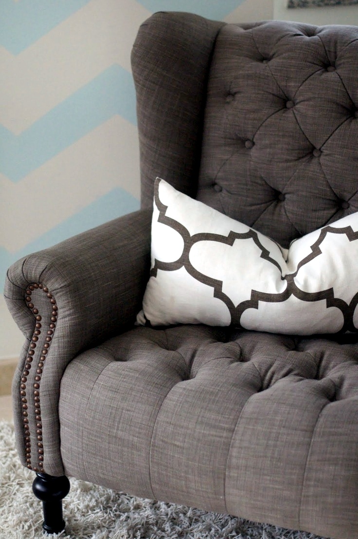 The 5 essential furniture The 5 essential furniture