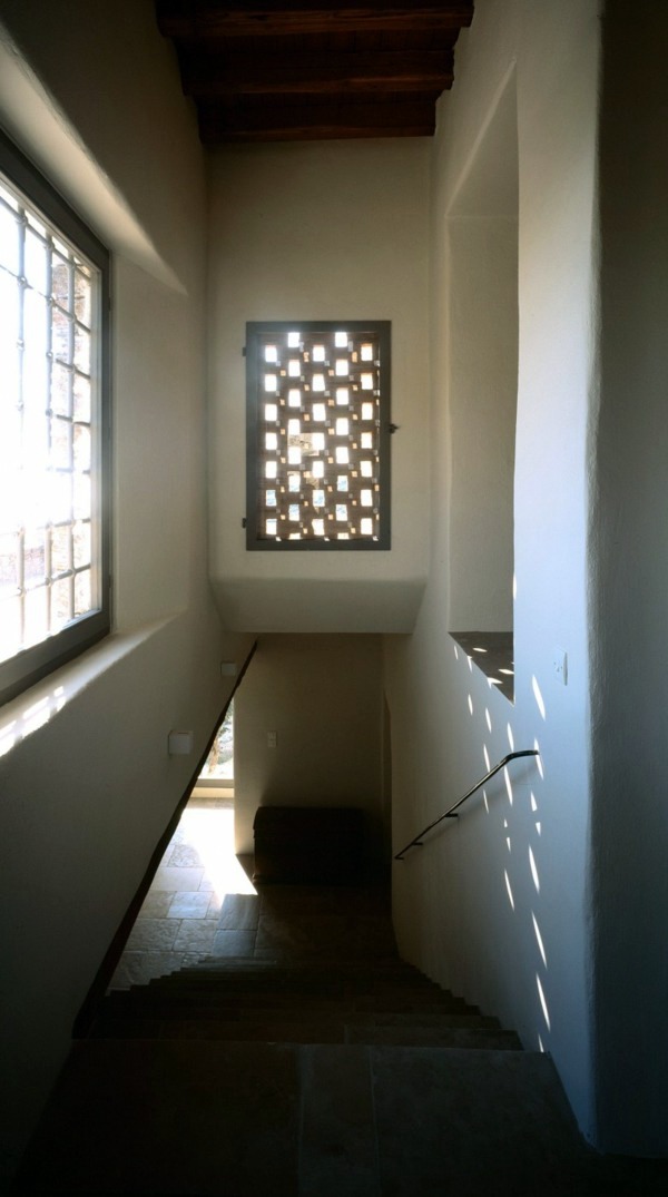 Antique Designer home with modern furniture - Syros House of Myrto Miliou