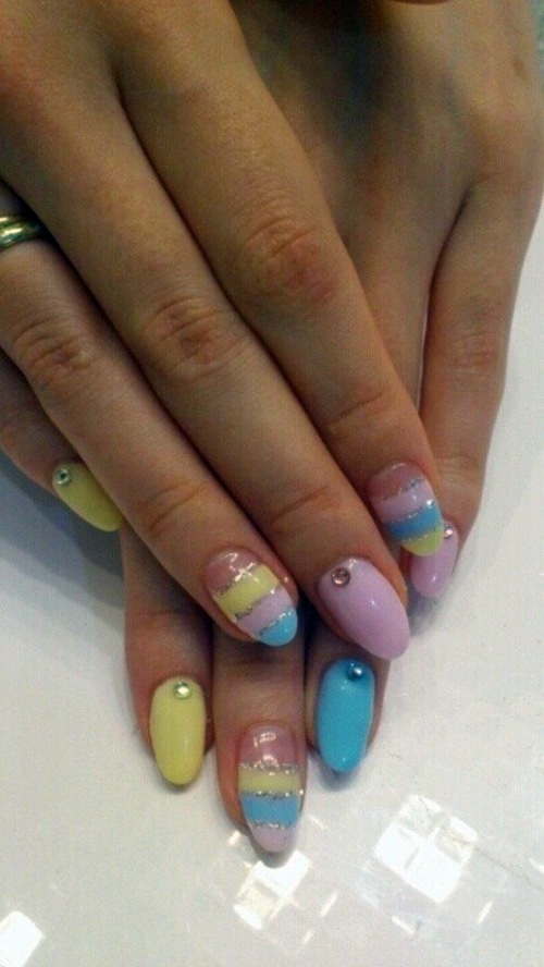 Easter ideas for festive nails hands
