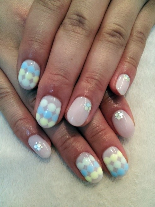 Easter ideas for festive nails hands