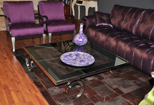 Purple-colored living room in impressive style Purple-colored living room in impressive style