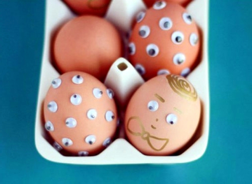 Funny Easter eggs for an even more joyous festival
