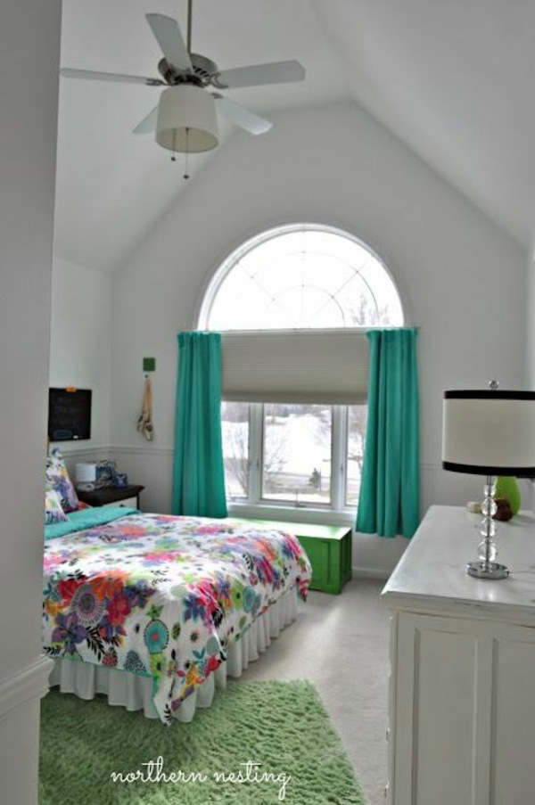 Designed 20 Comfortable Rooms With Sloping Ceilings Youth