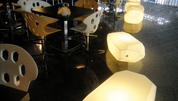 Transparent plastic furniture chic seats, stools and tables by Serralunga