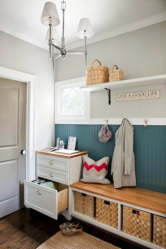 Setting up small home office - how to integrate a compact work space in your living area