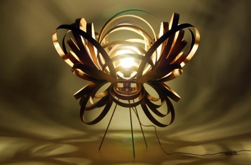 DURCHEINDANDER: Curved Floor Lamp made of wood - various lighting fixtures from designer Tom Raffield