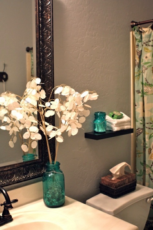 20 cool decorating ideas for small bathrooms