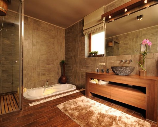 Bathroom with style offers relaxation and comfort