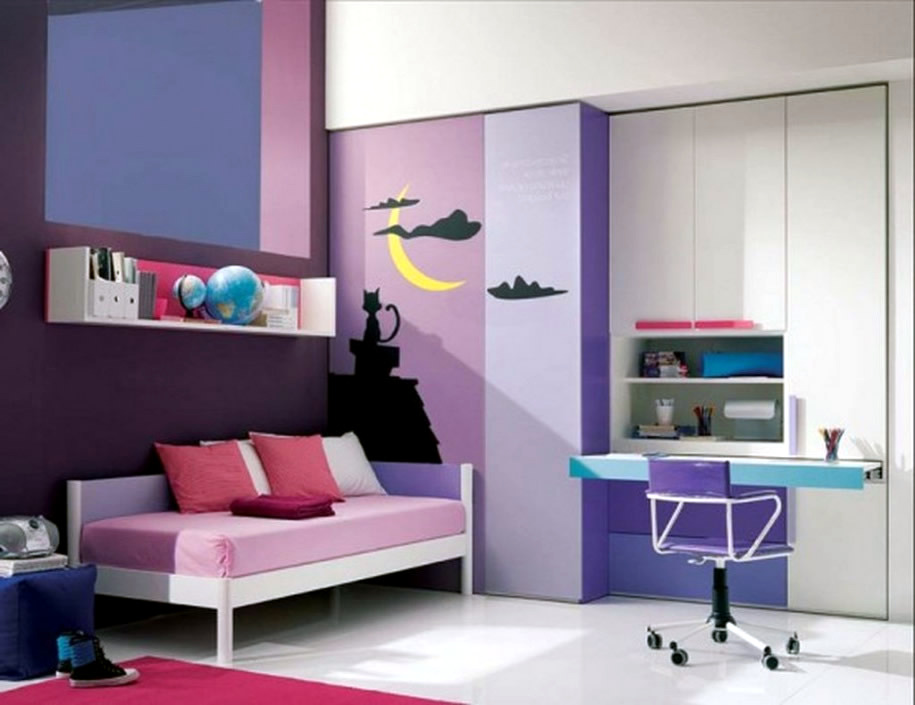 Desk for youth rooms
