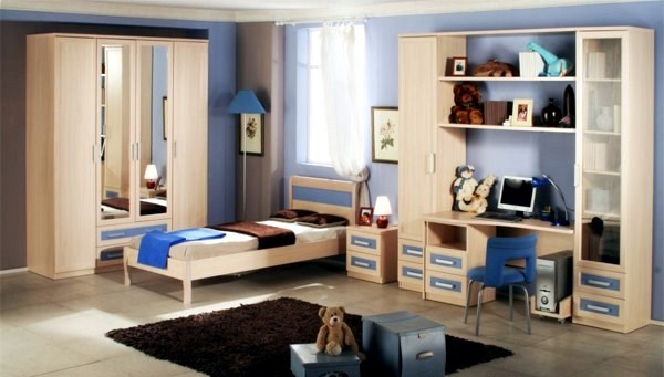 Desk for youth rooms
