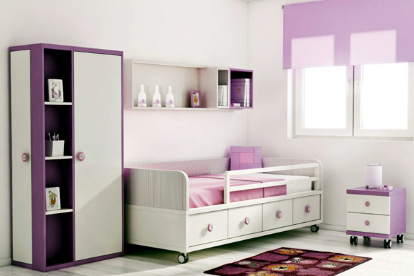 Desk for youth rooms