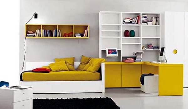 Desk for youth rooms