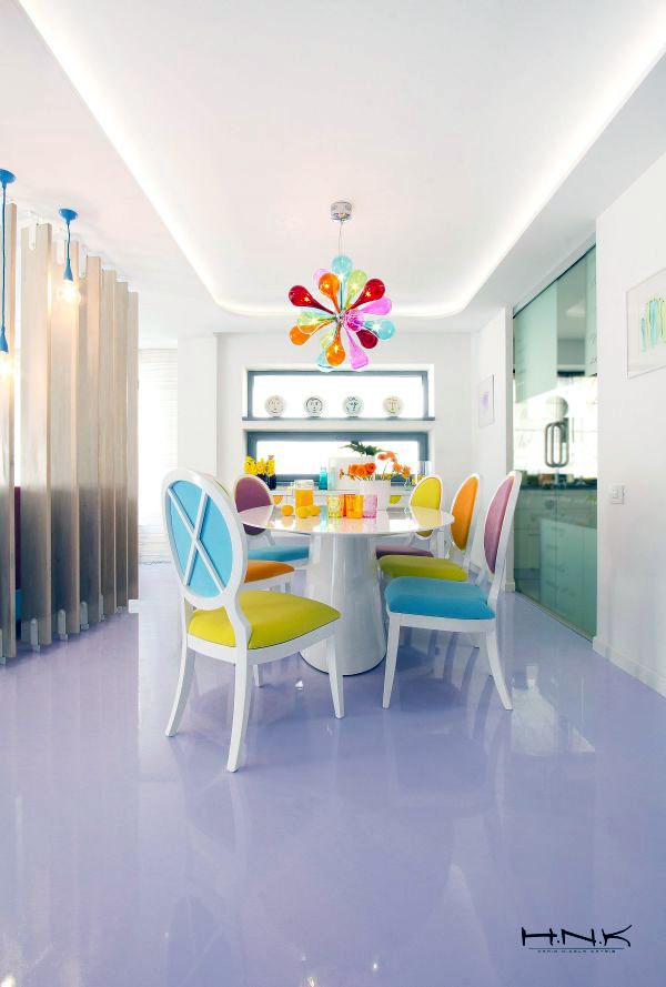 Modern apartment with vibrant color palette in the Romanian capital Bucharest Modern apartment with vibrant color palette in the Romanian capital Bucharest