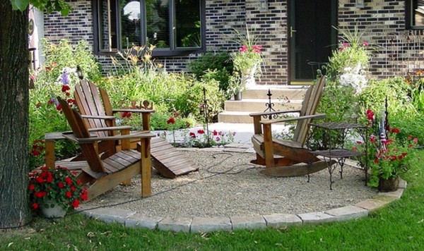 With gravel front garden design - photos and tips for you With gravel front garden design - photos and tips for you
