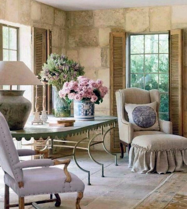 25 Wall emphasize ideas - be different!