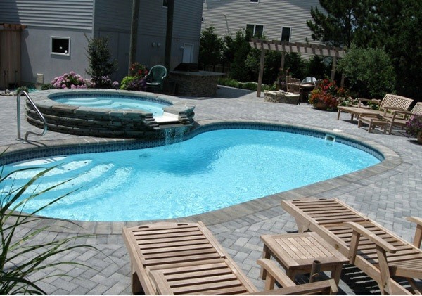 Pool in the garden - 20 kidney-shaped swimming pool Pool in the garden - 20 kidney-shaped swimming pool