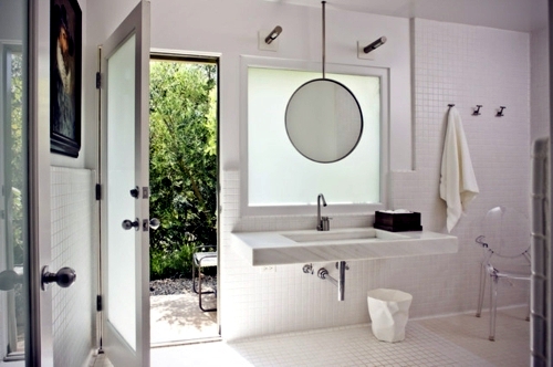 Dipped in colors: white color in bathroom Dipped in colors: white color in bathroom