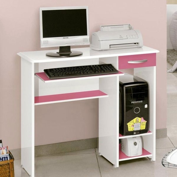 Computer tables, creating a creative working atmosphere