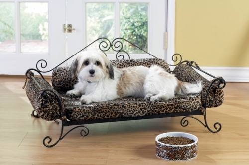 Cool dog bed in shape of a shoe