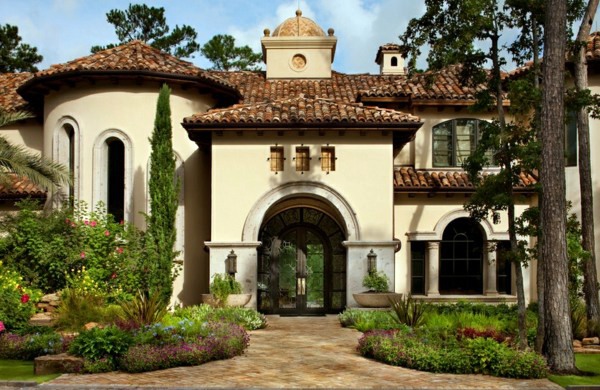 Reisen & Urlaub - Color, decoration and other distinctive Mediterranean architecture Reisen & Urlaub - Color, decoration and other distinctive Mediterranean architecture