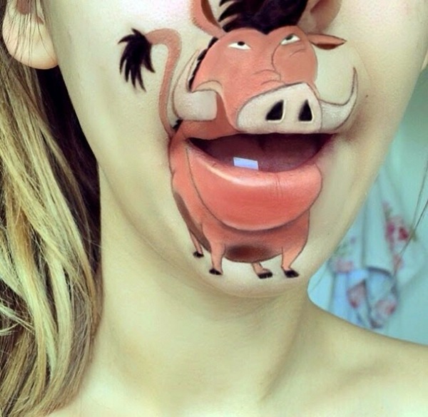 Creative make-up artist transforms her lips in cool cartoon characters Creative make-up artist transforms her lips in cool cartoon characters