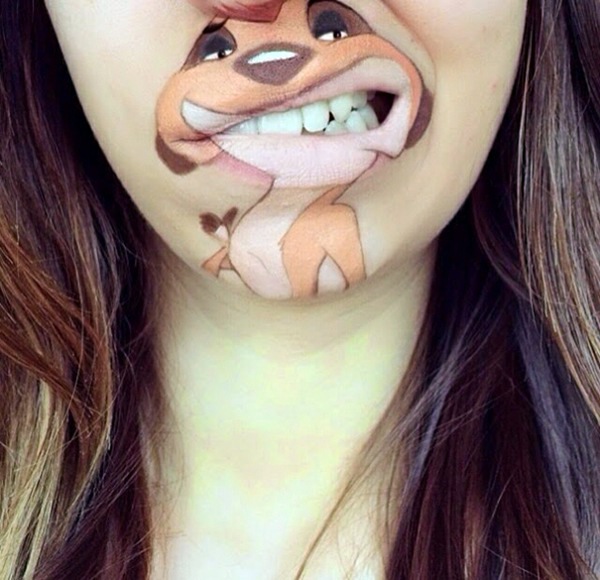 Creative make-up artist transforms her lips in cool cartoon characters