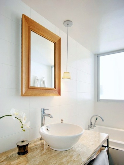 Quiet cool house, secluded in the Downtown Toronto Quiet cool house, secluded in the Downtown Toronto