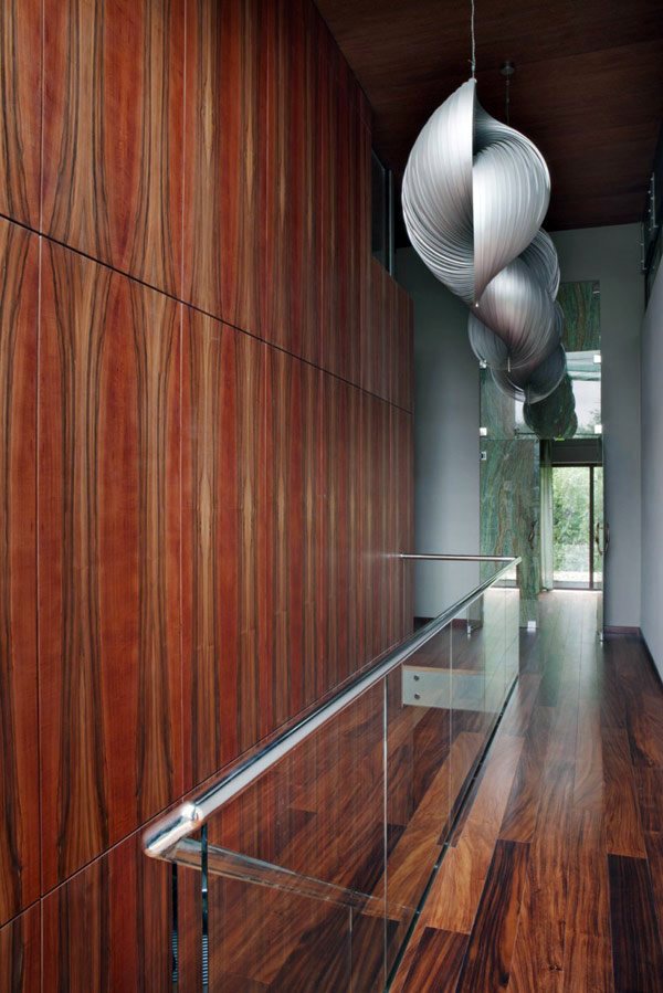Modern house design and lots of personality around Moscow
