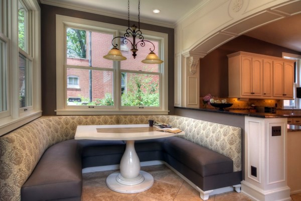 Setting cozy kitchen - Oversized kitchens designs